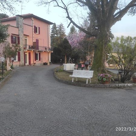 Villa Monica Luino Bagian luar foto